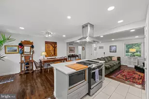 803 Joppa Road W, Towson, MD 21204 - Photo 13