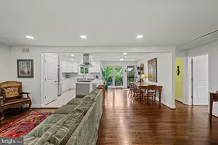 803 Joppa Road W, Towson, MD 21204 - Photo 5