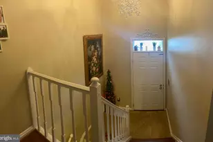 3 Sugar Tree Pl, Cockeysville, MD 21030 - Photo 3
