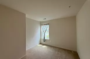 10215 Daventry Dr, Cockeysville, MD 21030 - Photo 23
