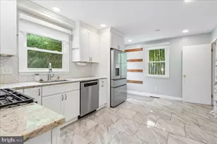535 Dunkirk Rd, Baltimore, MD 21212 - Photo 9