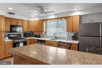 5608 Huntsmoor Road, Baltimore, MD 21227 - Photo 17