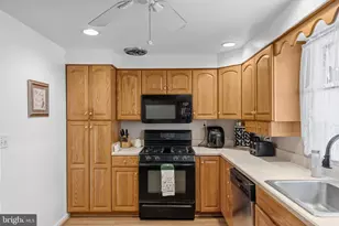 5608 Huntsmoor Rd, Baltimore, MD 21227 - Photo 19
