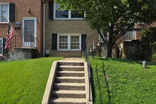 1016 Grovehill Rd, Baltimore, MD 21227 - Photo 1