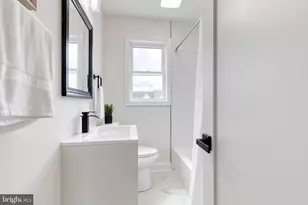6854 Dunbar Rd, Baltimore, MD 21222 - Photo 21
