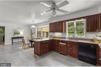 300 Stonehurst Road, Phoenix, MD 21131 - Photo 13