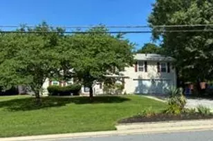8 Sunnyking Dr, Reisterstown, MD 21136 - Photo 3
