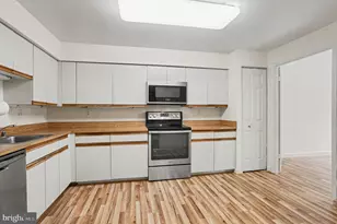 1 Southerly Ct, Towson, MD 21286 - Photo 11