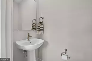 1808 Parham Wy, Baltimore, MD 21244 - Photo 15