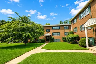 22 Alanbrooke Ct, Towson, MD 21204 - Photo 3
