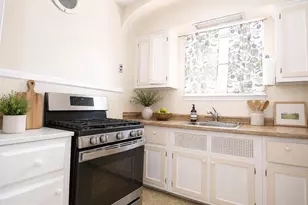 8004 Manor Rd, Parkville, MD 21234 - Photo 13