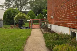 2307 Holyoke Rd, Baltimore, MD 21237 - Photo 5