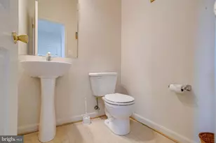 221 Seamaster Rd, Essex, MD 21221 - Photo 13