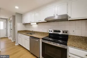 1414 King William Dr, Baltimore, MD 21228 - Photo 17