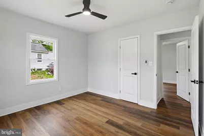 323 3rd Avenue, Baltimore, MD 21227 - Photo 17