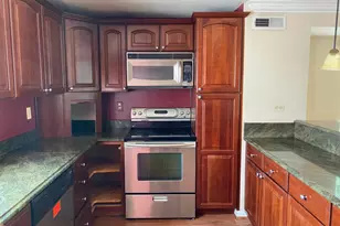 907 Stormont Cir, Baltimore, MD 21227 - Photo 3