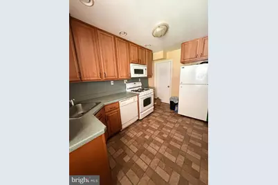 1707 Stokesley, Baltimore, MD 21222 - Photo 3