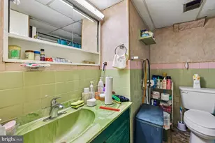 525 Winters Ln, Baltimore, MD 21228 - Photo 21