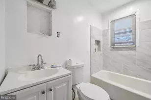 525 Winters Ln, Baltimore, MD 21228 - Photo 11