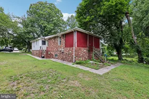 525 Winters Ln, Baltimore, MD 21228 - Photo 25