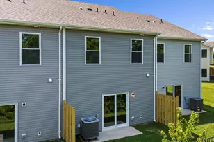 8112 Bartholomew Ct, Baltimore, MD 21206 - Photo 5