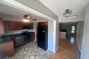 133 Bourbon Ct, Parkville, MD 21234 - Photo 3