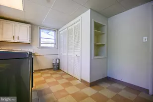 916 Beaverbank Cir, Baltimore, MD 21286 - Photo 29