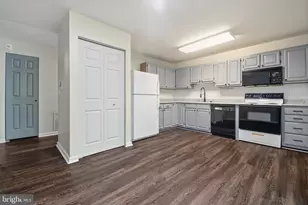 3901 Darleigh Rd, Nottingham, MD 21236 - Photo 9