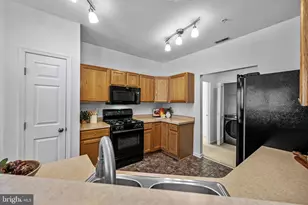 9661 Ashlyn Cir, Owings Mills, MD 21117 - Photo 11