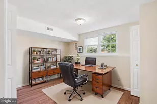 28 Perryoak Pl, Baltimore, MD 21236 - Photo 17