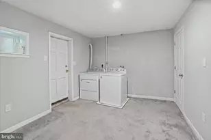 2667 W Park Dr, Baltimore, MD 21207 - Photo 37