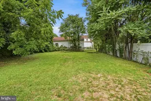 2667 W Park Dr, Baltimore, MD 21207 - Photo 41