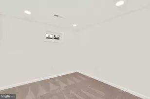 208 Burke Ave, Baltimore, MD 21286 - Photo 23