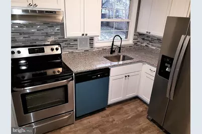 1314 Woodbridge, Baltimore, MD 21228 - Photo 3