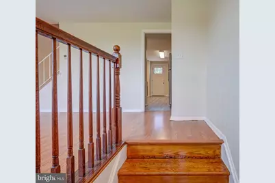 913 Regina Drive, Baltimore, MD 21227 - Photo 3