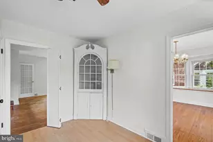 8113 Glen Gary Rd, Towson, MD 21286 - Photo 13