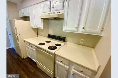 9105 Lincolnshire Court #E, Parkville, MD 21234 - Photo 5