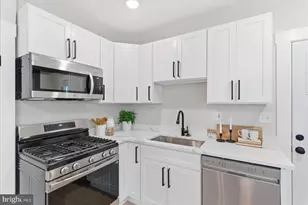 1 Glenwood Ave, Baltimore, MD 21228 - Photo 13