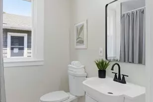 1 Glenwood Ave, Baltimore, MD 21228 - Photo 27