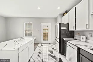 884 Lowe Rd, Middle River, MD 21220 - Photo 11