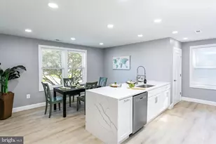 921 Homberg Ave, Essex, MD 21221 - Photo 5