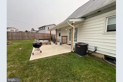 6017 Black Friars Circle, Baltimore, MD 21228 - Photo 17