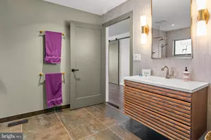 2724 Holly Beach Rd, Baltimore, MD 21221 - Photo 33