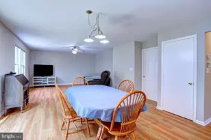 619 Cinnamon Tree Ct, Catonsville, MD 21228 - Photo 17