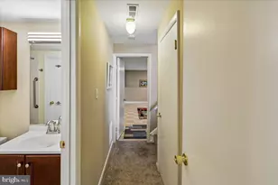 146 Holly Cir, Baltimore, MD 21221 - Photo 25