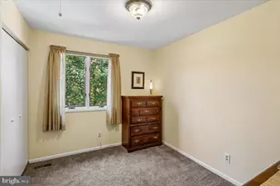 146 Holly Cir, Baltimore, MD 21221 - Photo 17
