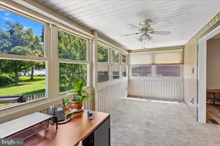 146 Holly Cir, Baltimore, MD 21221 - Photo 15