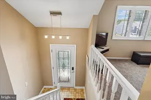 146 Holly Cir, Baltimore, MD 21221 - Photo 3