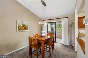 146 Holly Cir, Baltimore, MD 21221 - Photo 7