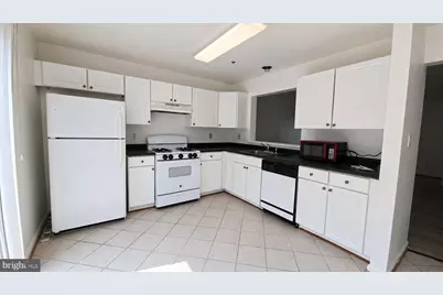 120 Royalty Circle #120, Owings Mills, MD 21117 - Photo 5